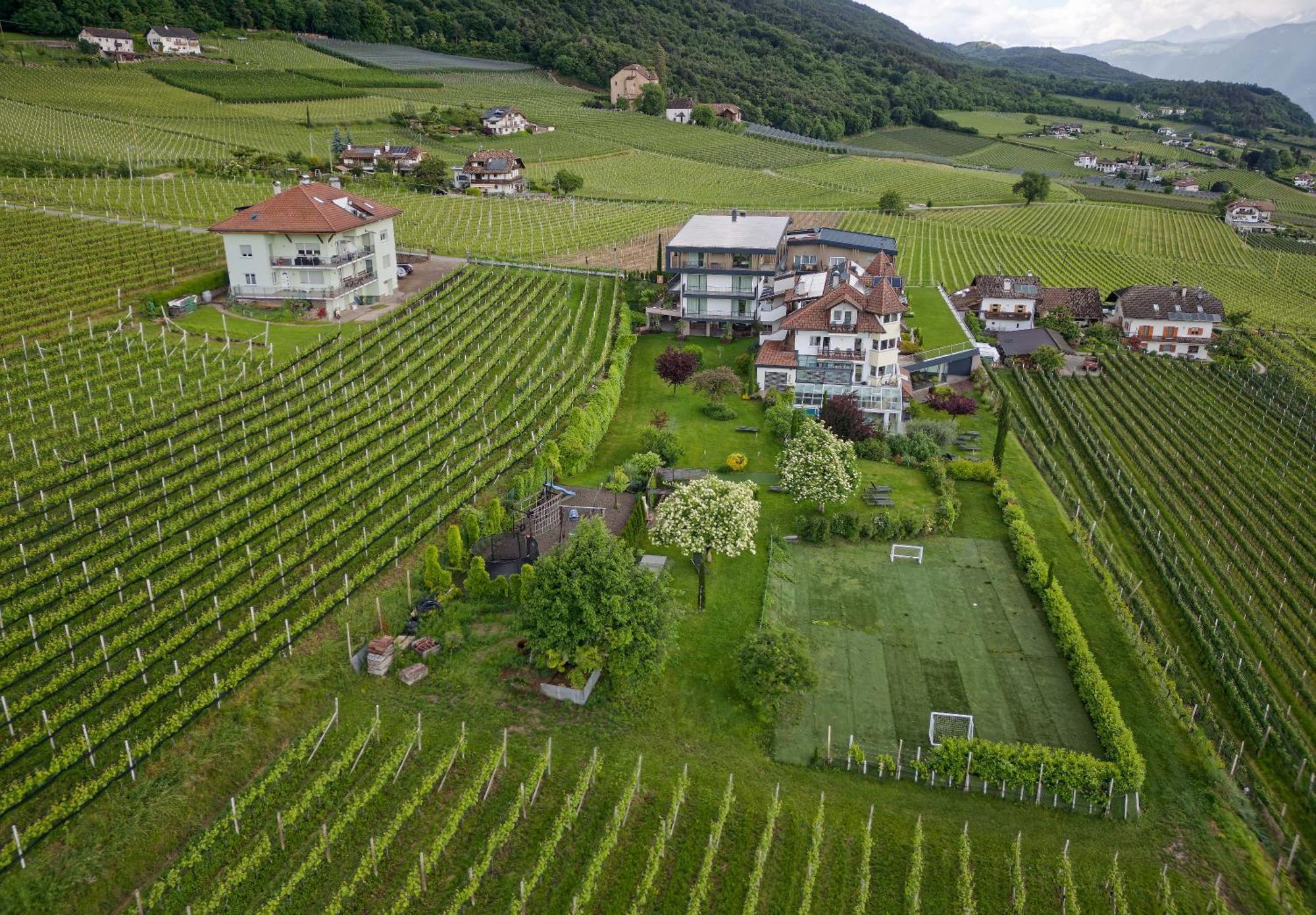 Das Matscher Residence & Garden Hotel Appiano Sulla Strada Del Vino Ngoại thất bức ảnh